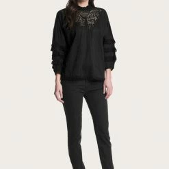 The Frye Company Women Addie Skinny Jean