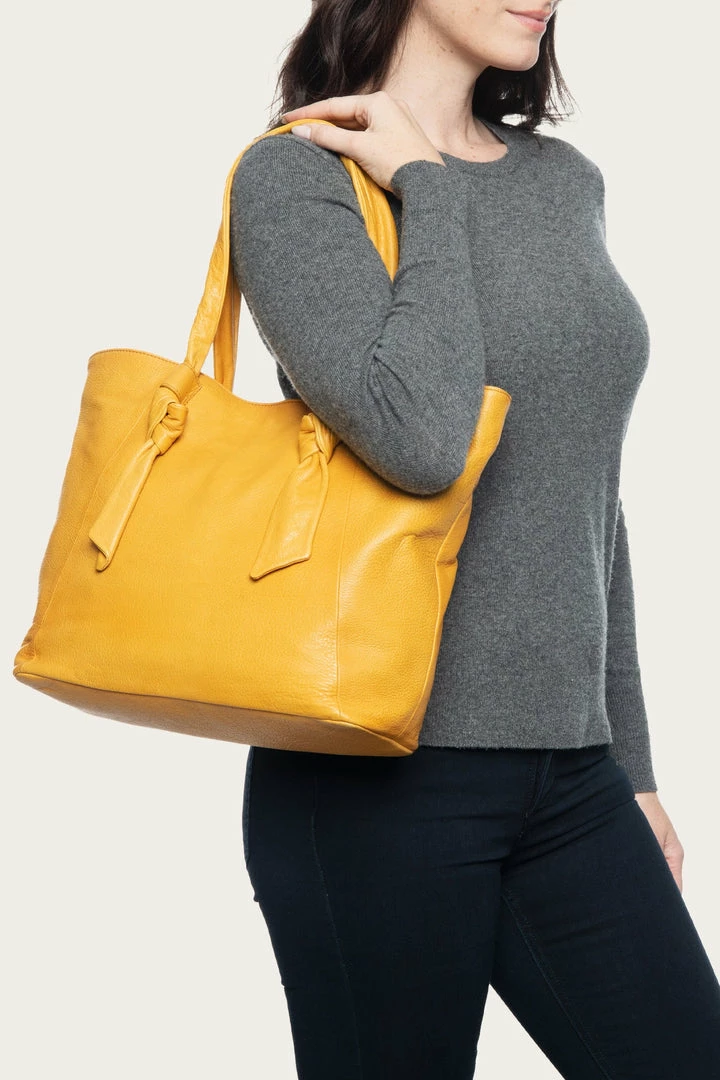 The Frye Company Nora Knotted Tote BAGS & ACCESSORIES 7 The Frye Company Nora Knotted Tote BAGS & ACCESSORIES