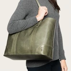 The Frye Company BAGS & ACCESSORIES Melissa Shopper