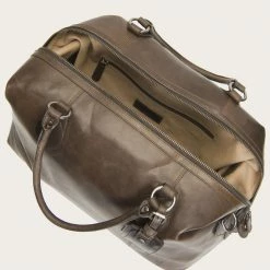 The Frye Company Logan Overnight BAGS & ACCESSORIES 12 The Frye Company Logan Overnight BAGS & ACCESSORIES