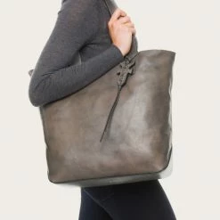 The Frye Company Carson Tote Bags & Accessories