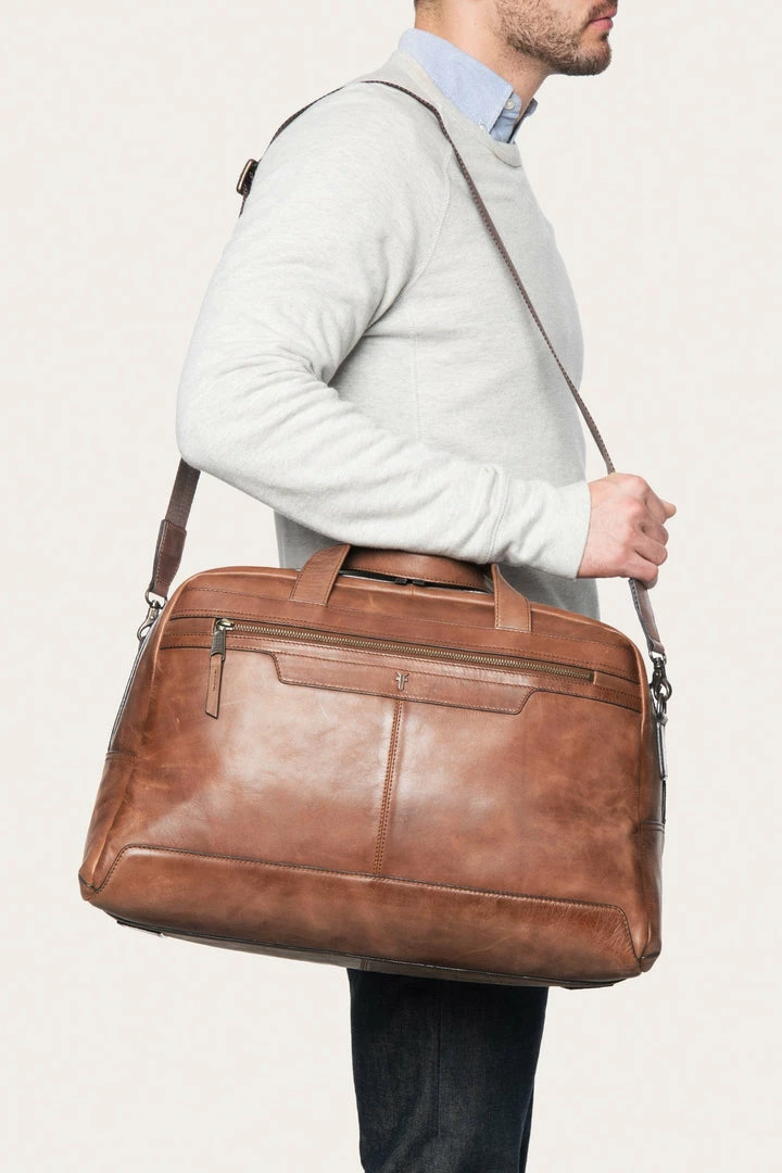 The Frye Company BAGS & ACCESSORIES Holden Duffel 4 The Frye Company BAGS & ACCESSORIES Holden Duffel