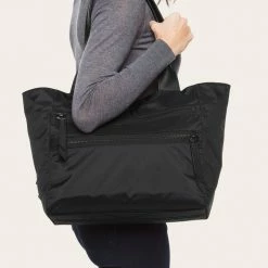 The Frye Company Ivy Tote Bags & Accessories