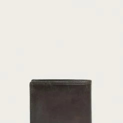 The Frye Company Logan Billfold