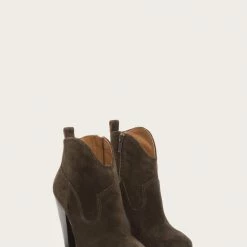 The Frye Company Women Madeline Short