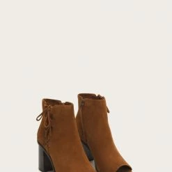 The Frye Company Amy Side Ghillie Women