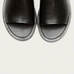 The Frye Company Women Robin Slide