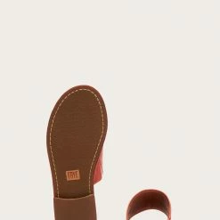 The Frye Company Robin Slide