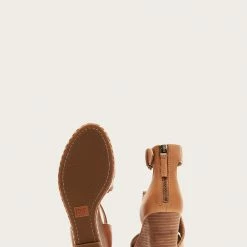 The Frye Company Riviana Feather Wedge Women 12 The Frye Company Riviana Feather Wedge Women