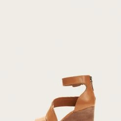 The Frye Company Riviana Feather Wedge Women 11 The Frye Company Riviana Feather Wedge Women