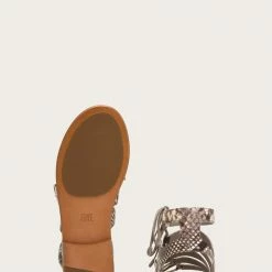 The Frye Company Blair Side Ghillie Women