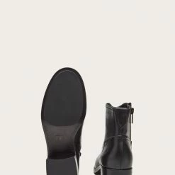 The Frye Company Women Claire Bootie