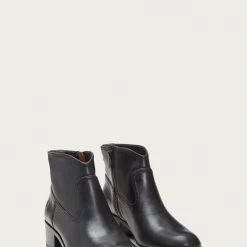 The Frye Company Women Claire Bootie