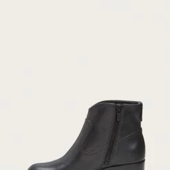 The Frye Company Women Claire Bootie