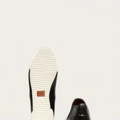 The Frye Company Melanie Chelsea