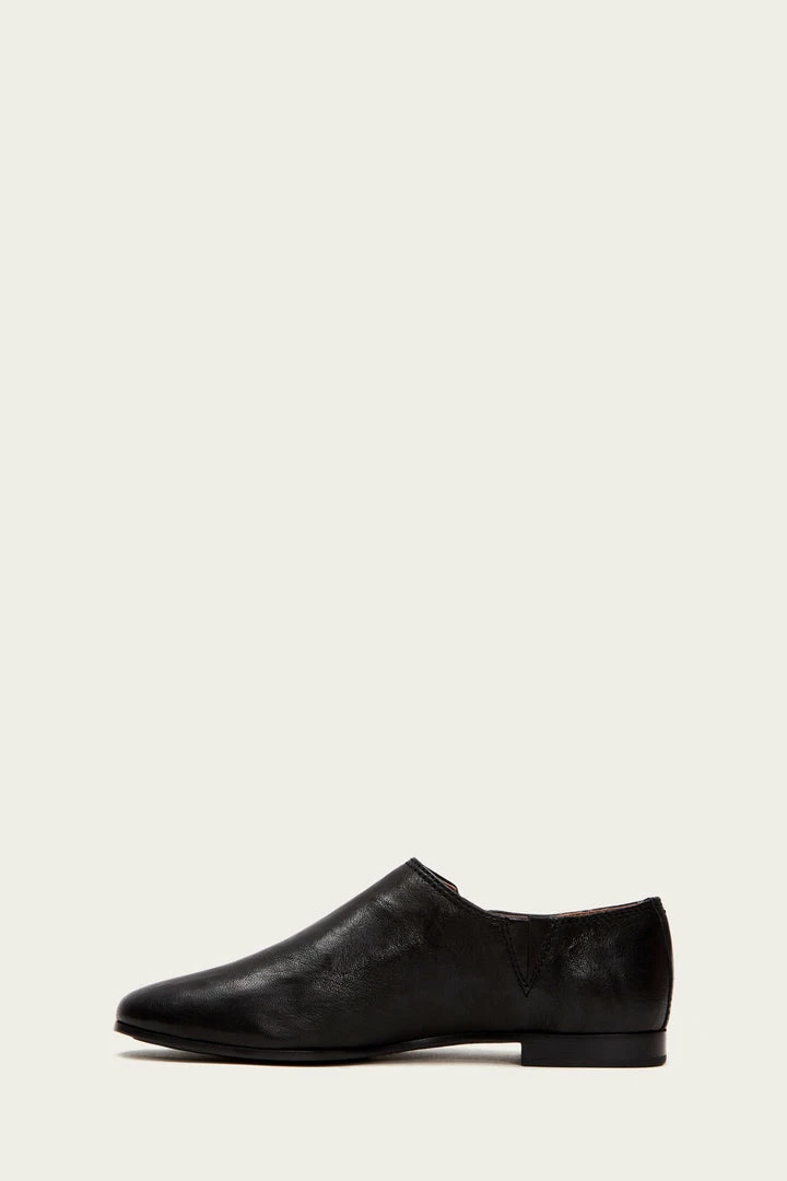 The Frye Company Women Terri Zip Ankle Bootie 5 The Frye Company Women Terri Zip Ankle Bootie