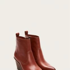 The Frye Company Amado Wedge