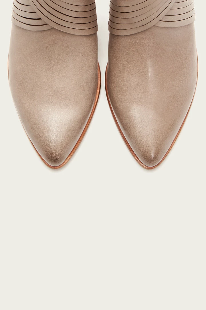 The Frye Company Women Reed Horizon Bootie 8 The Frye Company Women Reed Horizon Bootie