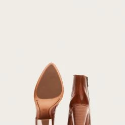 The Frye Company Women Remy Chelsea