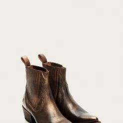 The Frye Company Women Sacha Chelsea