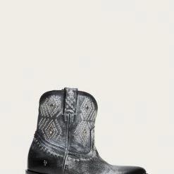 The Frye Company Billy Stud Short