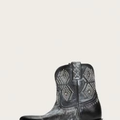 The Frye Company Billy Stud Short 11 The Frye Company Billy Stud Short