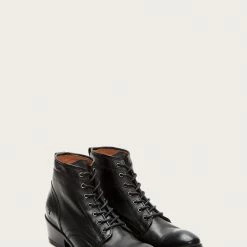The Frye Company Women Carson Lace Up