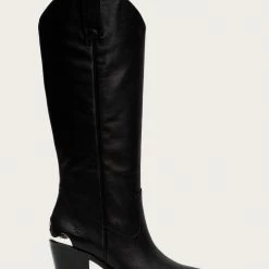 The Frye Company Women Faye Metal Plate Pull On