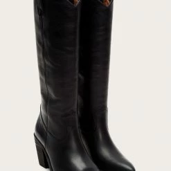 The Frye Company Women Faye Pull On