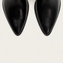 The Frye Company Women Faye Pull On