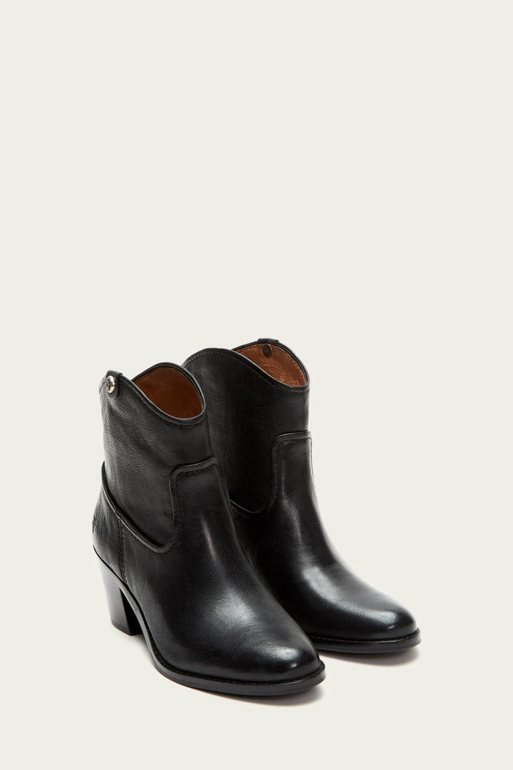 The Frye Company Jolene Pull On Short Women 4 The Frye Company Jolene Pull On Short Women