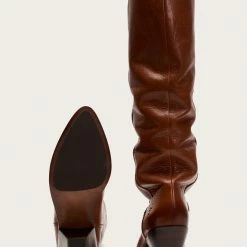 The Frye Company Women Lila Slouch