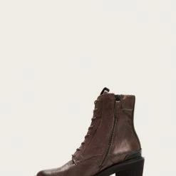 The Frye Company Women Savannah Combat