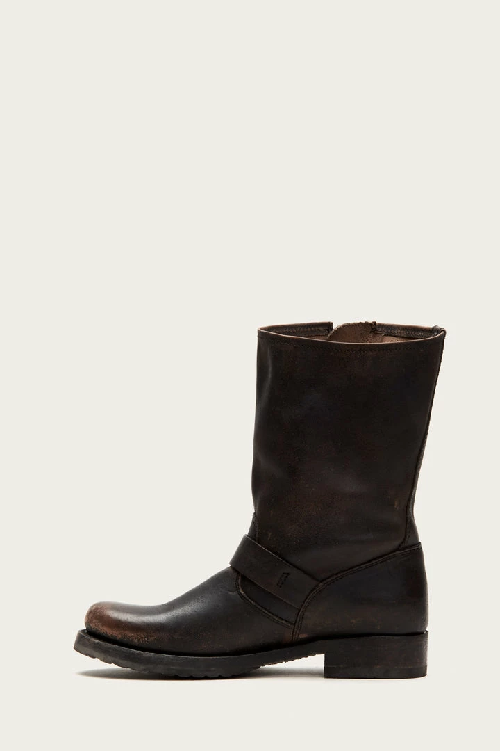 The Frye Company Veronica Short 5 The Frye Company Veronica Short