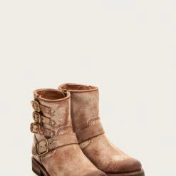 The Frye Company Veronica Belted Short