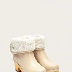 Frye & Co Odessa Cuff Women