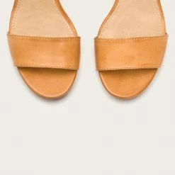 The Frye Company Women Blake 2 Piece 14 The Frye Company Women Blake 2 Piece