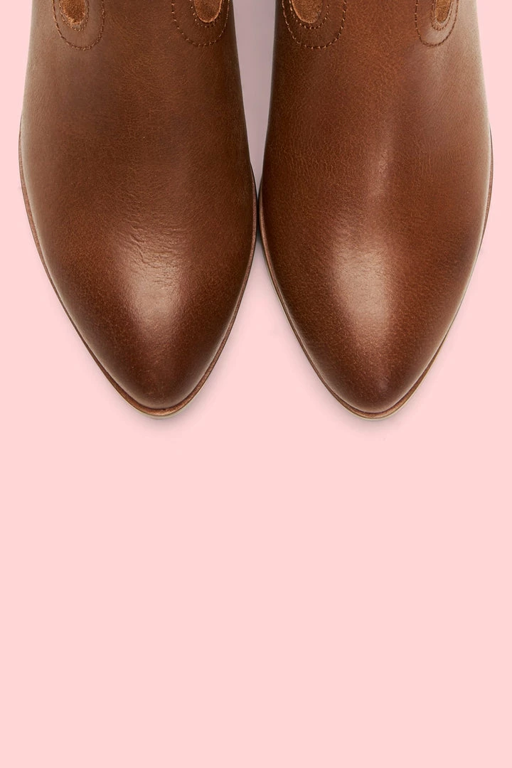 Frye & Co Women Rubie Zip 7 Frye & Co Women Rubie Zip