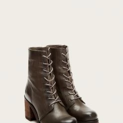 The Frye Company Women Karen Combat