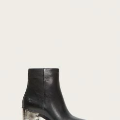 The Frye Company Flynn Omaha Short Women