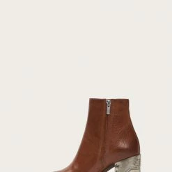 The Frye Company Women Flynn Omaha Short