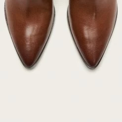 The Frye Company Women Flynn Omaha Short