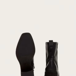 The Frye Company Monroe Seamed Lace Up