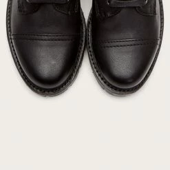 The Frye Company Women Samantha Stud Hiker