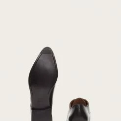 The Frye Company Erica Oxford 11 The Frye Company Erica Oxford