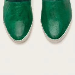 The Frye Company Women Melanie Slip On