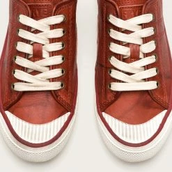 The Frye Company Women Betty Low Lace