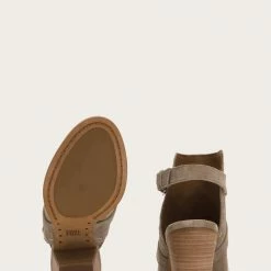 The Frye Company Dani Pickstitch Shield Women