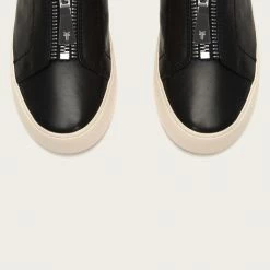 The Frye Company Women Lena Zip Low