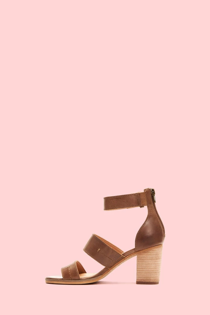 Frye & Co Women Bryn Stitch Sandal 5 Frye & Co Women Bryn Stitch Sandal